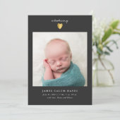 Moderne Gold Heart Boy Fotoaankondiging Kaart (Staand voorkant)