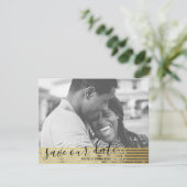 Moderne Gold Save Our Date Script Photo Card Save The Date (Staand voorkant)