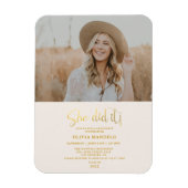 Moderne Gold Script Afstudeerder Party Photo Invit Magneet (Verticaal)