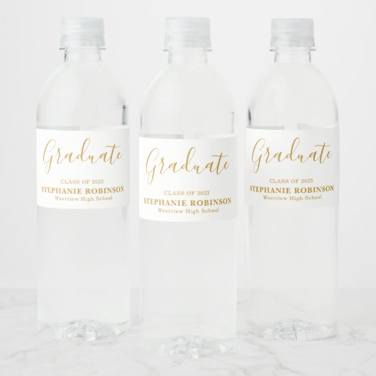 Moderne Gold Script Graduation Party Waterfles Etiket (Flessen)
