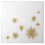 Moderne Gold Starburst keramische tapijten Tegeltje<br><div class="desc">Moderne keramische tegel met stijlvol goudvormig vormgeving op een witte achtergrond. Eenvoudig,  schoon modern design.</div>