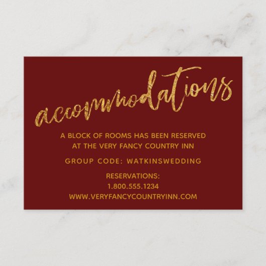 Moderne Gold Waves Bourgondische bruiloft accommod Informatiekaartje (Voorkant)
