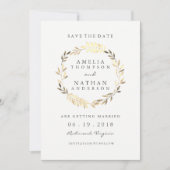 Moderne Golden Leaf Wreath Wedding Save The Date (Voorkant)