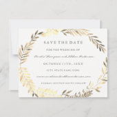 Moderne Golden Leaf Wreath Wedding Save The Date (Voorkant)