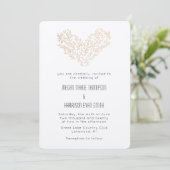 Moderne Golden Wreath Heart Wedding Uitnodiging (Staand voorkant)