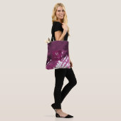 Moderne golven, Bourgogne Waterverf gebrand Tote Bag (Op model)