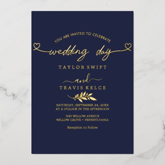 Moderne goud folie script Navy Trouwdag Uitnodiging (Voorkant)