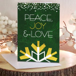 Moderne Goud Folie Sneeuwvlok Vrede Vreugde Liefde Feestdagen Kaart<br><div class="desc">“Vrede, vreugde en liefde.” Een grote, leuke, speelse, goudkleurige folie en witte sneeuwvlok illustratie en moderne typografie op een rijke, diepe donkergroene marmeren waterverf achtergrond helpen je het kerstseizoen in te luiden. Een witte en gouden confetti-stippenrand omlijst de bovenkant. Je persoonlijke groet staat binnenin. Voel de warmte en vreugde van...</div>