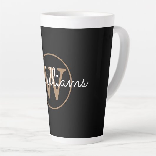 Moderne goud monogram script zwart latte mok (Rechterhoek)