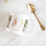 Moderne Gouden Bloem Letter D | Twee foto-monogram Koffiemok<br><div class="desc">Moderne Gouden Bloem Letter D | Twee foto-monogram</div>