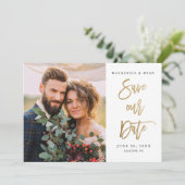 Moderne Gouden Calligrafie Foto Bruiloft Save The Date (Staand voorkant)