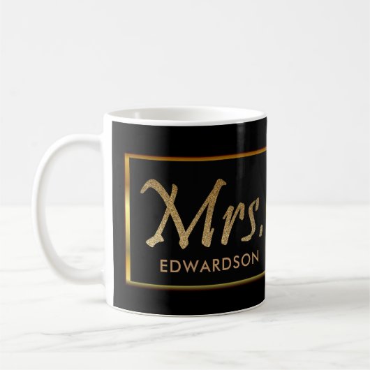 Moderne gouden en zwarte Mrs. gepersonaliseerde br Koffiemok (Links)