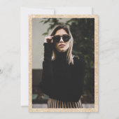 Moderne gouden glitterscript rand foto Sweet 16 Kaart (Achterkant)