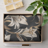 Moderne gouden lelie op zwart tissuepapier (Geschenk)