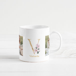Moderne gouden letter V bloem   Twee foto-monogram Koffiemok