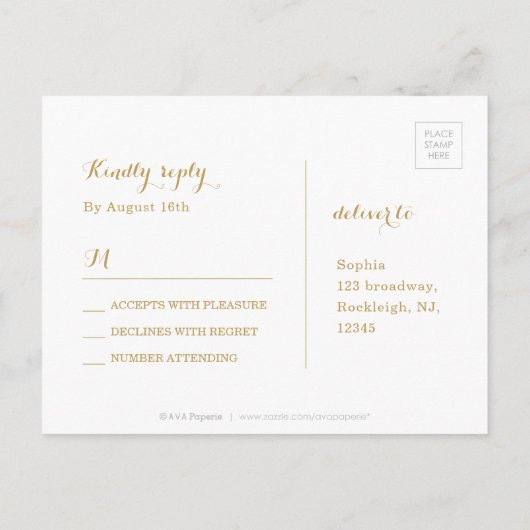 Moderne gouden scriptnavy white floral bruiloft RS Uitnodiging Briefkaart (Achterkant)