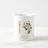 Moderne gouden Waterverf bloemletter H | Monogram Koffiemok (Center)