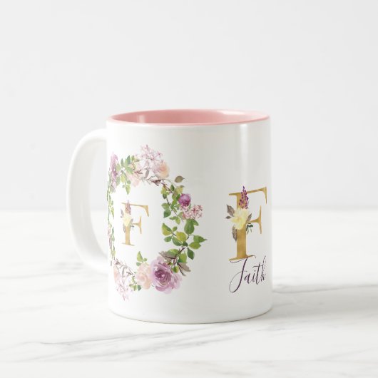 Moderne goudmonogram F Waterverf Floral Wreater Tweekleurige Koffiemok (Voorkant links)