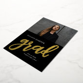 Moderne Grad Brush Script Foto Afstuderen Folie Uitnodiging (Gedraaid)