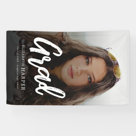 Moderne Grad Brush Script Foto Afstuderen Spandoek (Horizontaal)