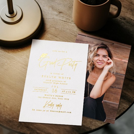 Moderne Grad Cap-handtekening Script Eenvoudige Af Folie Uitnodiging