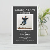 Moderne Graduation Party uitnodiging met foto (Staand voorkant)