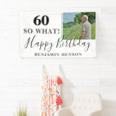 Moderne Grappige 60 Dus wat 60e verjaardag Party F Spandoek (Insitu)