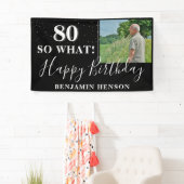 Moderne Grappige 80 Nou Ja 80ste Verjaardagsfeest Spandoek (Insitu)