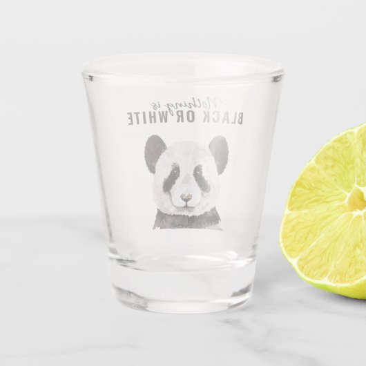 Moderne grappige panda zwart-wit met citaat shot glas (Achterkant)