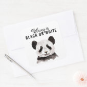Moderne grappige panda zwart-wit met citaat vierkante sticker (Envelop)