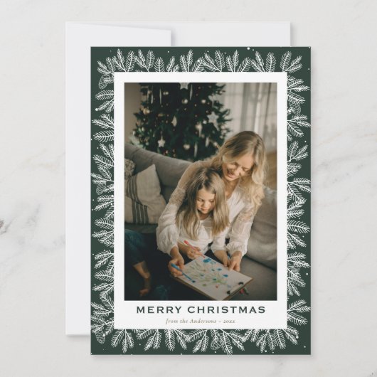 Moderne Green Forest Pine-fotokerst Feestdagenkaart (Voorkant)