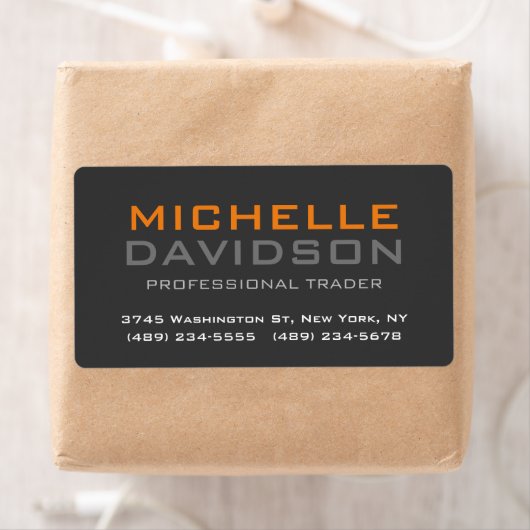 Moderne grijze oranje vetgedrukte tekst minimalist etiket (Insitu)