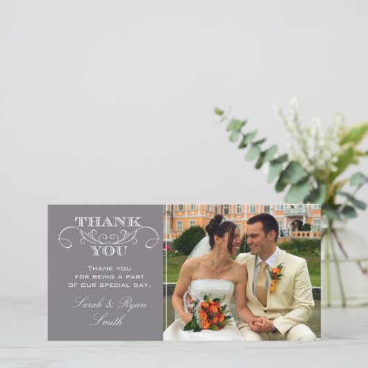 Moderne Grijze Trouwfoto Dank u kaarten (Staand voorkant)