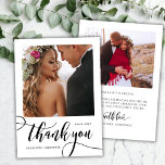 Moderne grillige enorme script 2 foto bruiloft bedankkaart<br><div class="desc">Moderne Boho Whimsical Chic Enorme Gouden Kalligrafie Script 2 Foto Bruiloft Dank je Kaart. Stijlvolle bruiloft dank u sjabloon met een verticale foto op de voorkant met de tekst "Thank You" in een grillige wervelende hand belettering typografie swash tail font brush script in zwart-wit. Aan de achterkant pre-made dank u...</div>