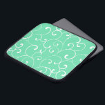 Moderne grillige krullen patroon Aqua Laptop Sleeve<br><div class="desc">Een grillig modern ontwerp met een wit krulpatroon tegen een aqua-achtergrond. Dit sleeve is een handige manier om je laptop of tablet te beschermen.</div>
