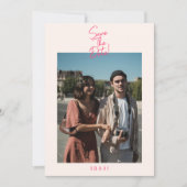 Moderne grillige roze heldere retro foto bruiloft save the date (Voorkant)