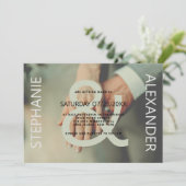 Moderne, groene, aangepaste foto ampersand bruilof kaart (Staand voorkant)