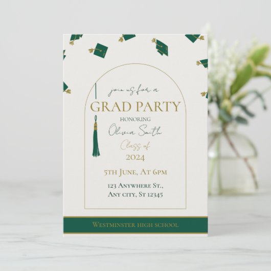 Moderne groene afstudeeruitnodiging | Aanpasbaar Kaart (Staand voorkant)