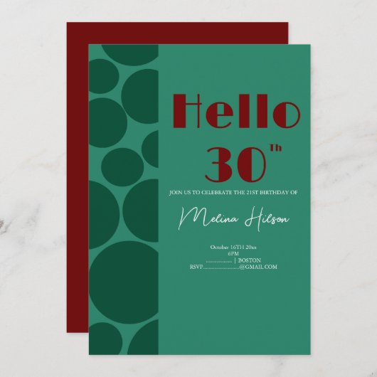 Moderne groene & bordeauxroze verjaardagsuitnodigi kaart (Voorkant / Achterkant)