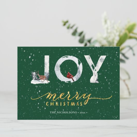 Moderne groene Elegant Gold Script JOY Snow-bedekk Feestdagenkaart (Staand voorkant)