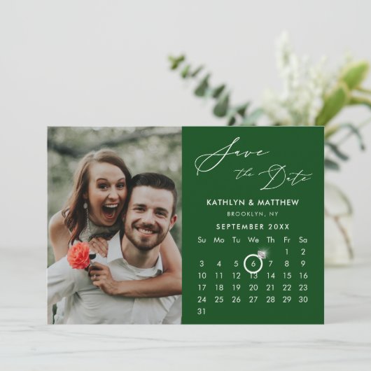 Moderne Groene Elegante Script Aangepaste Kalender Save The Date (Staand voorkant)