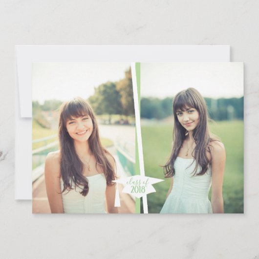 Moderne groene en witte Afstuderen Foto-uitnodigin Kaart (Voorkant)