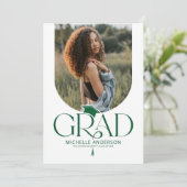 Moderne groene en witte boog foto afstuderen kaart (Staand voorkant)