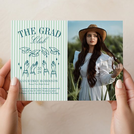 Moderne groene en witte streep foto afstudeerfeest aankondiging