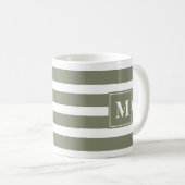Moderne Groene en Witte Streep met Monogram Koffiemok (Voorkant rechts)