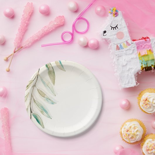 moderne groene eucalyptus springt rond papieren bordje (Feest)