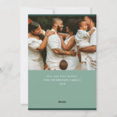 Moderne groene geometrische vrolijke kerstboom fot feestdagenkaart (Achterkant)