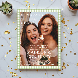 Moderne Groene Gingham Fotoafstudeerfeest Acryl Uitnodigingen