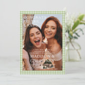 Moderne Groene Gingham Fotoafstudeerfeest Kaart (Staand voorkant)