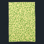 Moderne groene gouden luipspatroon — Dierafdrukken Theedoek<br><div class="desc">Decoreer je keuken met deze coole handdoek. Maakt een geweldig huishouden,  een verjaardag of een bruiloft cadeau! U kunt het aanpassen en tekst ook toevoegen. Bekijk mijn winkel voor veel meer kleuren en patronen!</div>